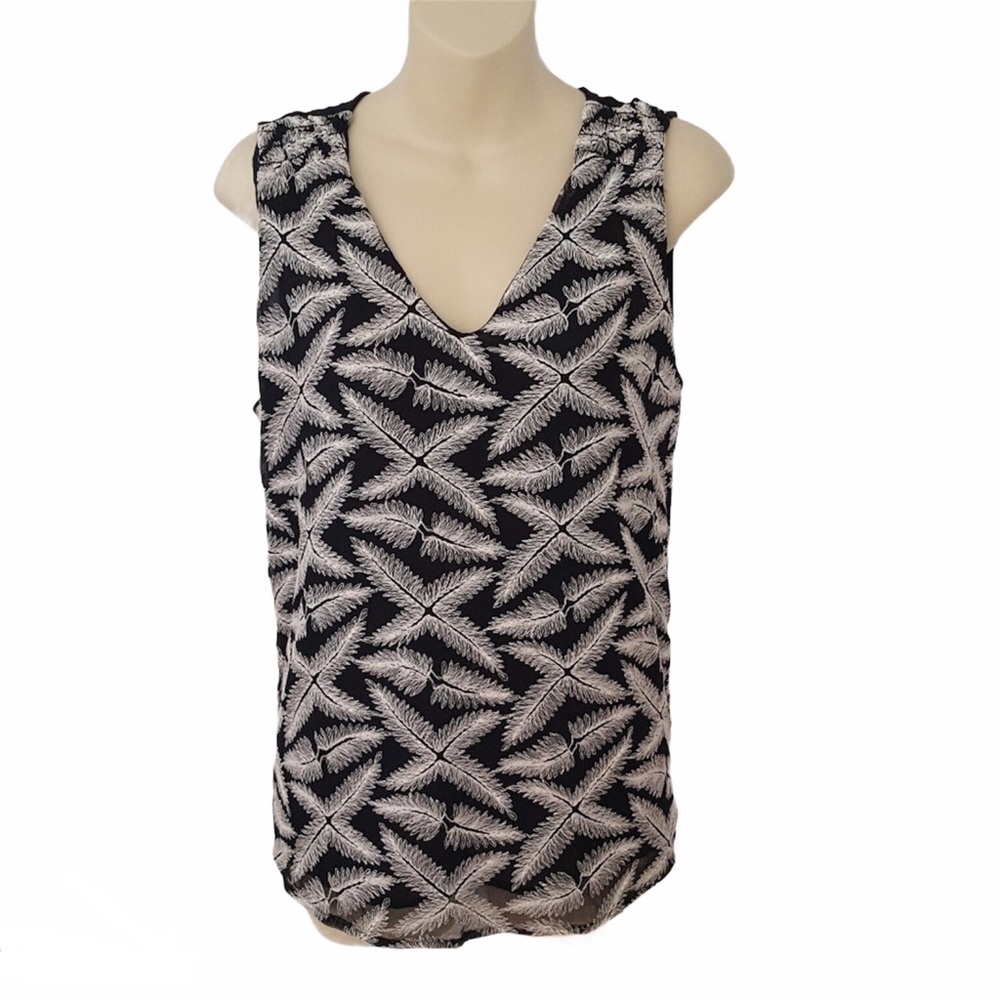 Sweet Grey Sleeveless V Neck Embroidered Shirt NEW